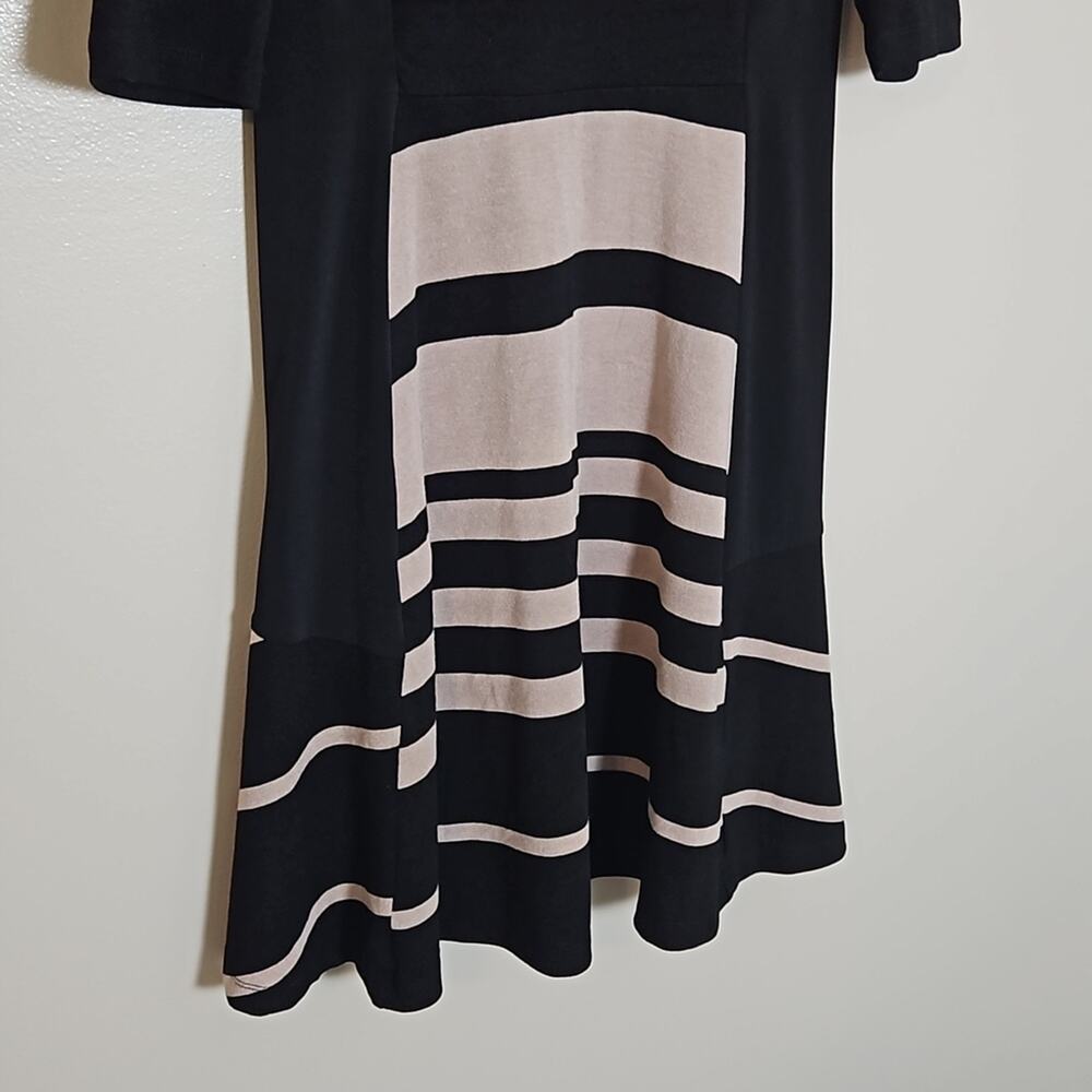 Gabby Skye Beige & Black Fit & Flare Dress Sz 8 - Picture 4 of 12